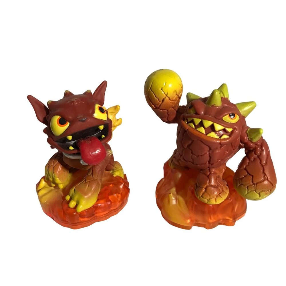 Skylanders Giant Bundle Hot Dog and Eruptor Activision Toys 2012